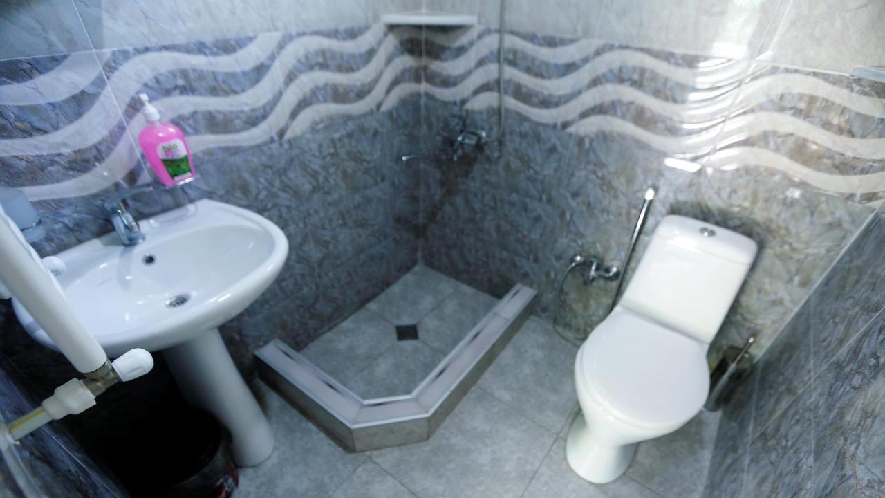 Lilia Guesthouse Сигнахи Экстерьер фото